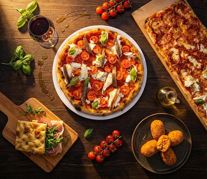 Stasera? La pizza giusta!  Impasto digeribile, ingredienti di qualità e tanto amore. 
